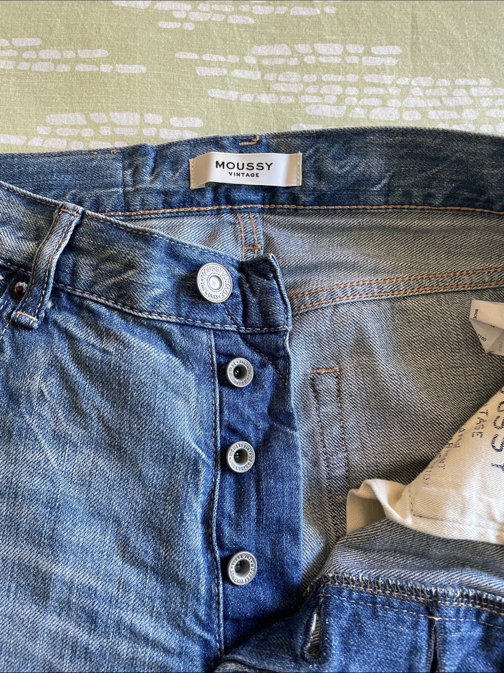 Moussy Fanuel Light Oz Straight Leg Jeans - size 26 - Picture 2 of 5